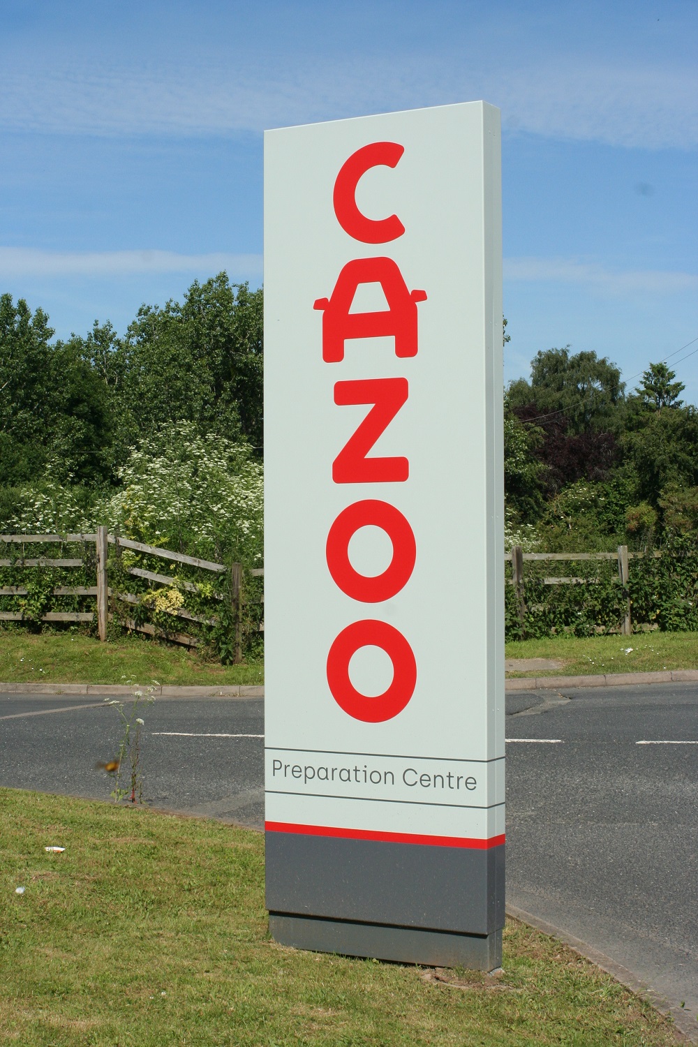 Job losses as Cazoo closes Norton depot